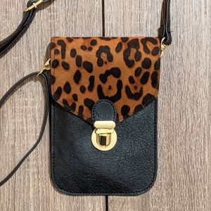 Leopard Touch Screen Adjustable Purse